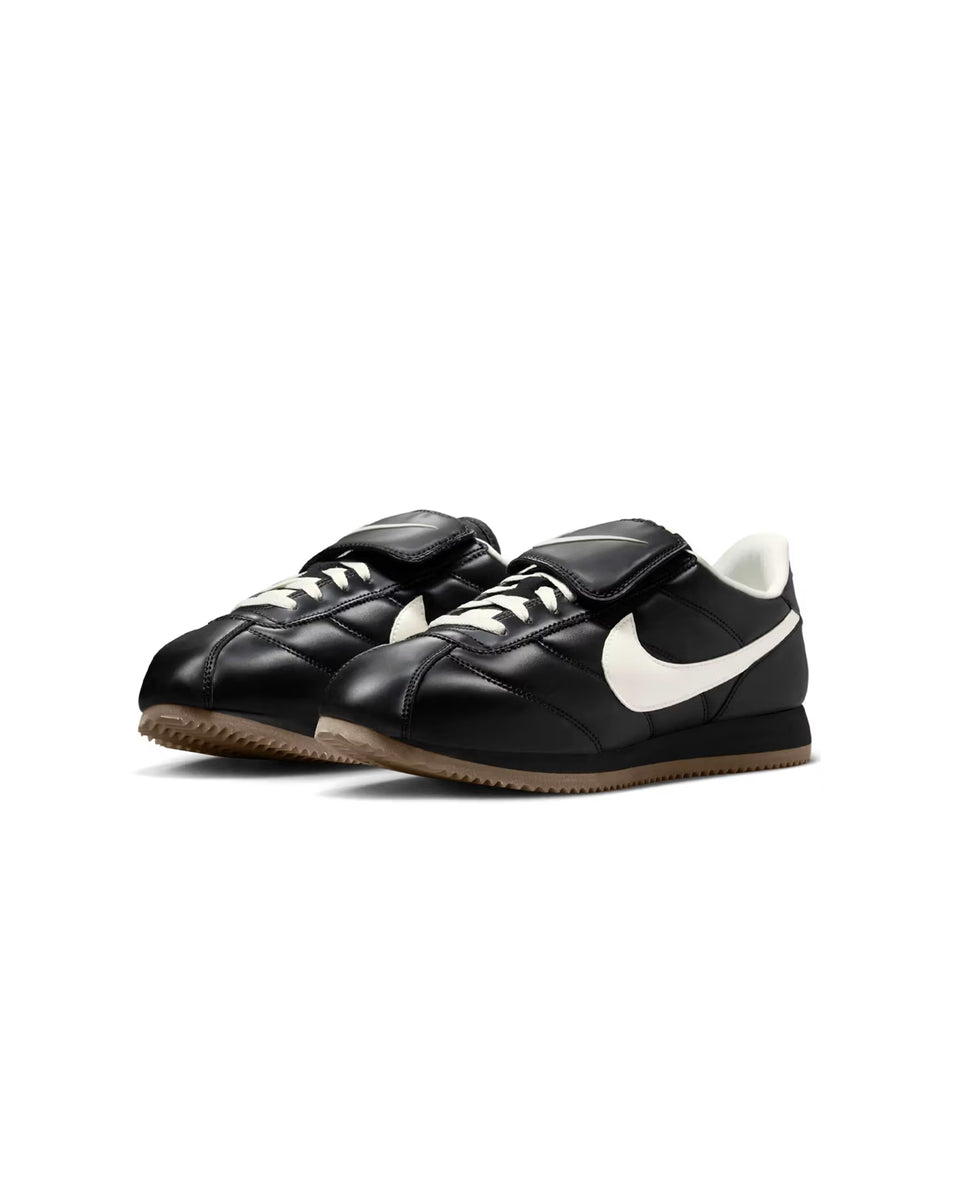 NIKE ブラック　CORTEZスニーカー NIKE-CORTEZSE-IM4843-