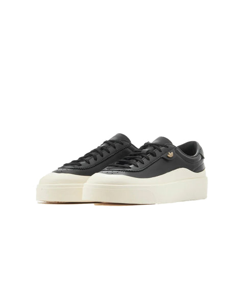 ADIDAS -  NUCOMBE BLACK / WHITE - H06383