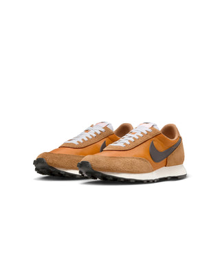 NIKE-DAY BREAK SP-FLAX/VELVET BROWN -BV7725-200