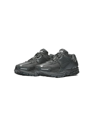 NIKE ZOOM VOMERO 5 SP - ANTHRACITE / ANTHRACITE - BLACK WOLF GREY