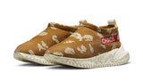 NIKE X UNDERCOVER - MOC FLOW SP - ALE BROWN / UNIVERSITY RED / WHITE DV5593-200